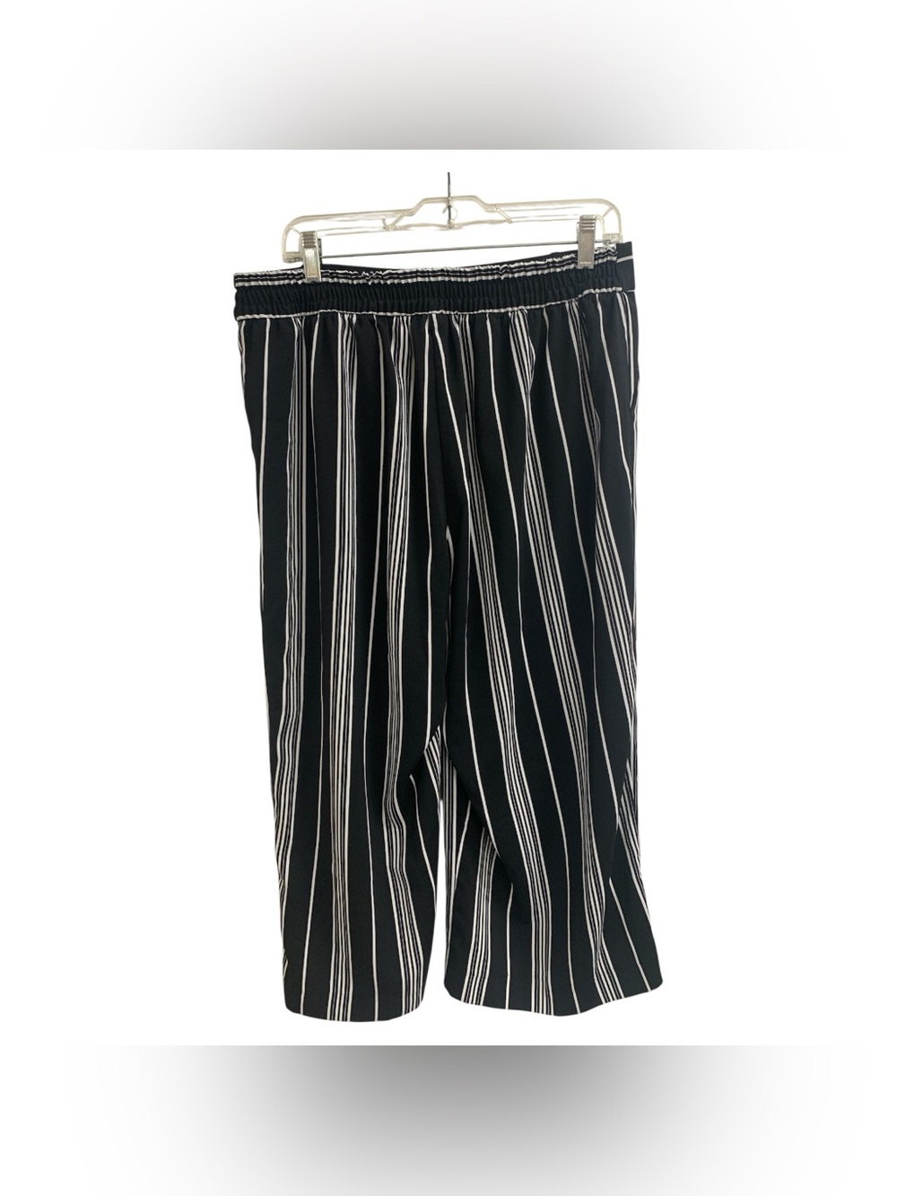 Love & Legend Black and White Vertical Stripe Pull-On Pants Size Xl